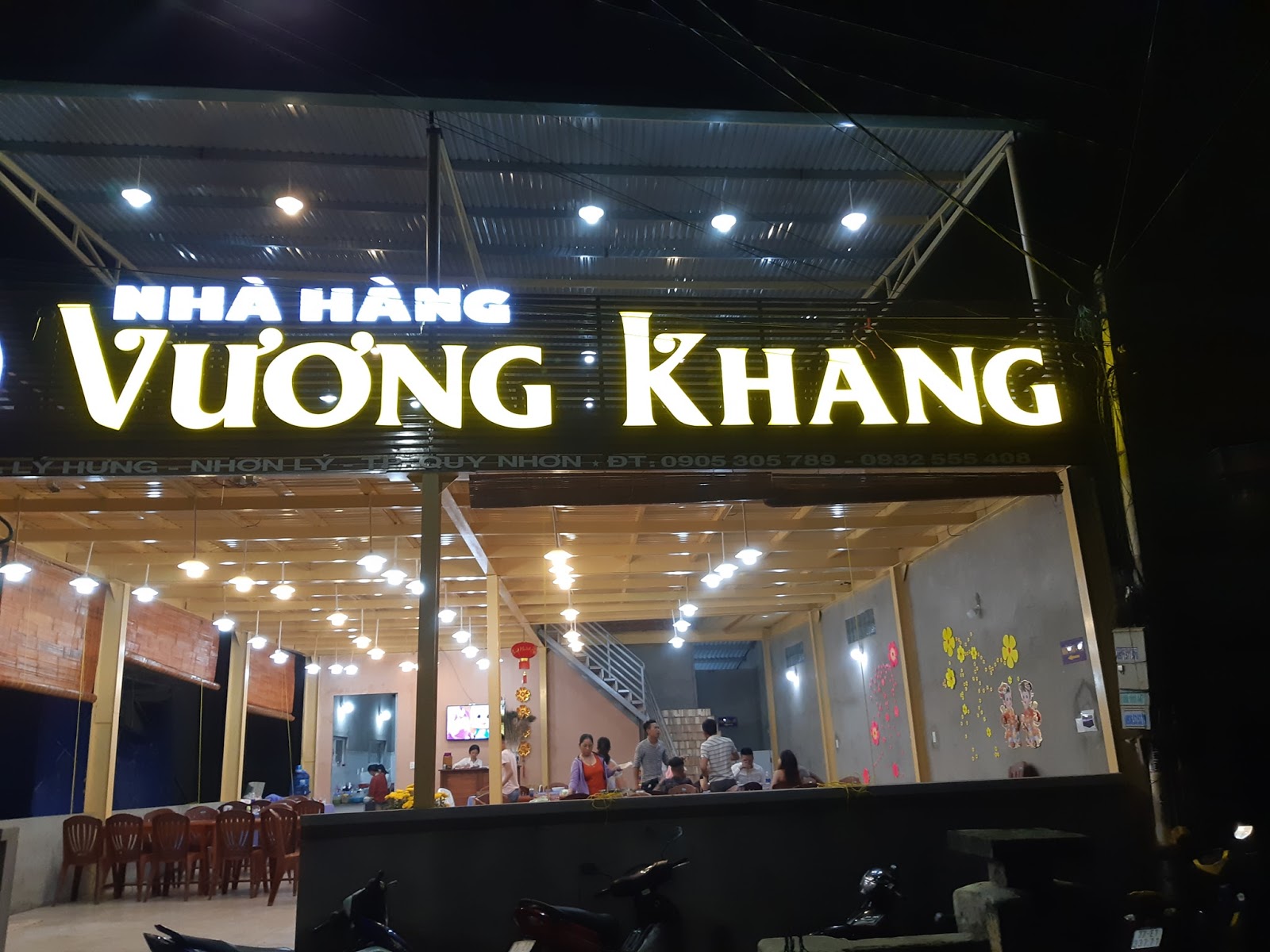 Nhà hàng hải sản Vương Khang Travel