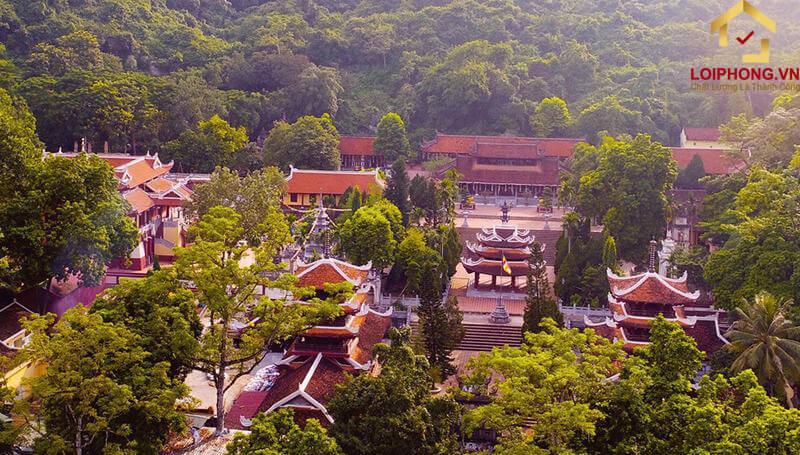 Toàn cảnh khu di tích chùa Hương