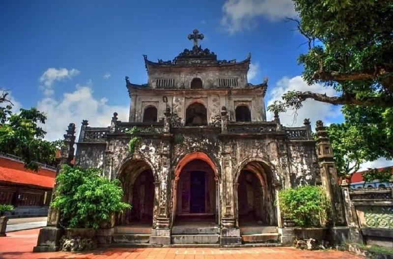 Nhà thờ đá Phát Diệm Ninh Bình 1