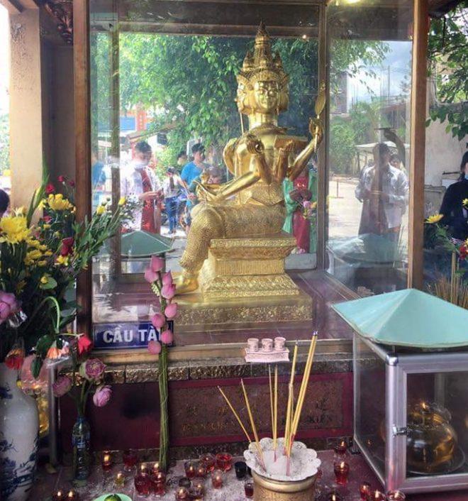 Review về sự linh thiêng của chùa Phật Bốn Mặt quận 8