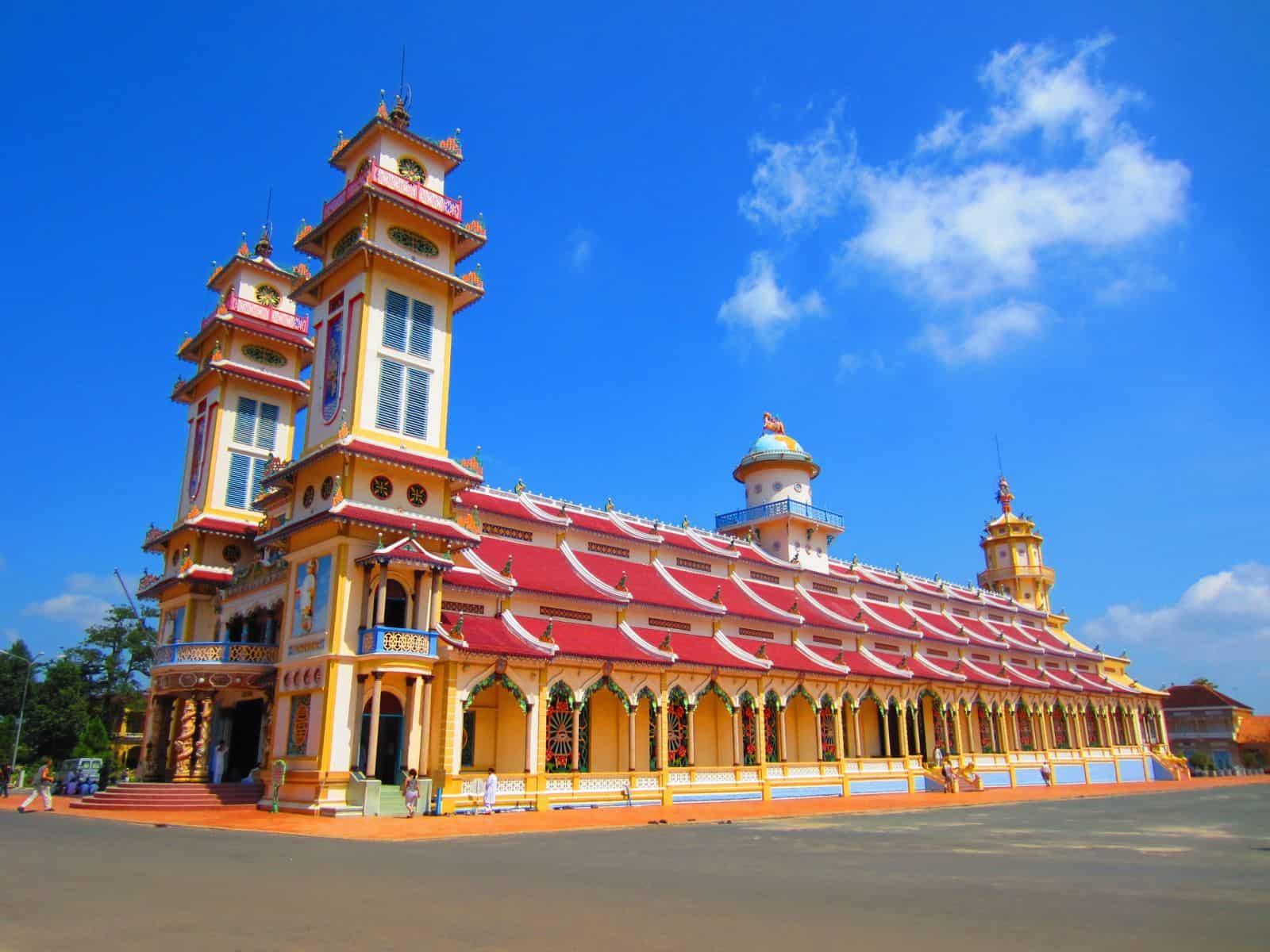 Khu du lịch Tòa Thánh ở Tây Ninh (Ảnh: ST)