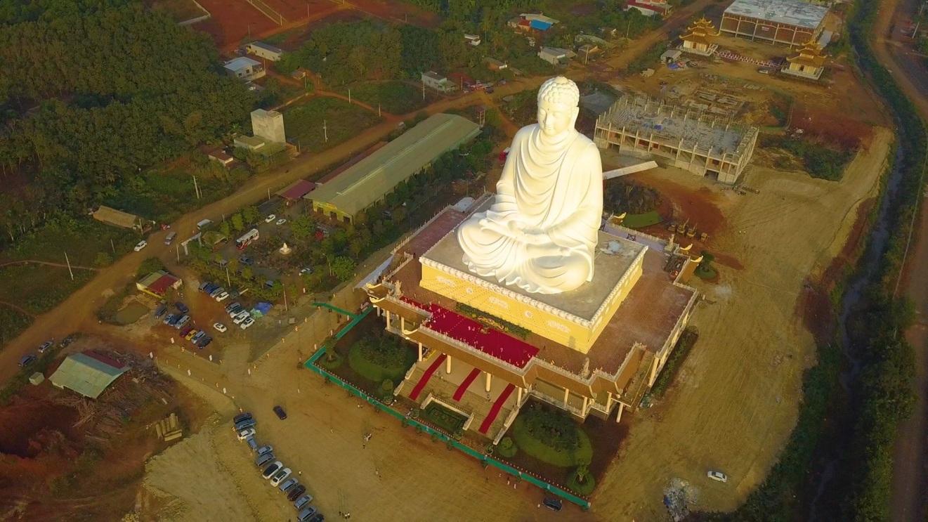 Ngôi chùa với tượng Phật cao nhất Đông Nam Á ở Bình Phước sẵn sàng đón khách thập phương - 2